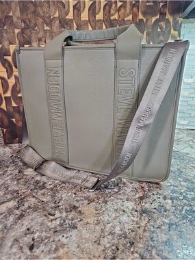 Steve Madden Olive Green Tote Bag with Detachable Strap